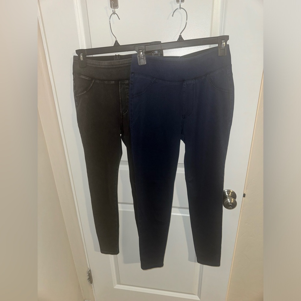 HALARA Viral denim!!!! 2 pairs !!